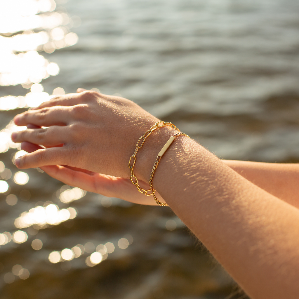 Personalized Verona Bar Bracelet